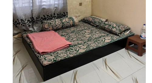 Premium Quality Floor Bed Made Of Mahogany Wood - Image 4